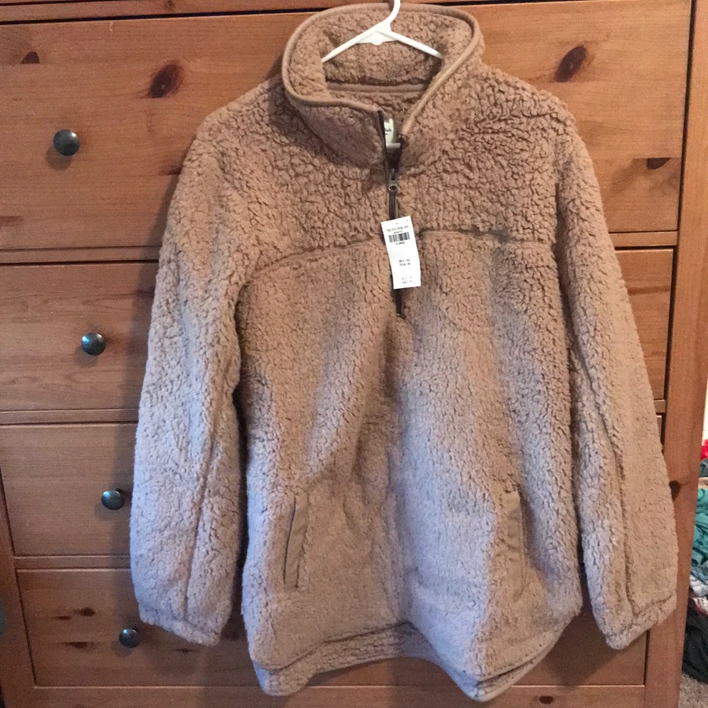 NEW Abercrombie and Fitch Sherpa pull over l